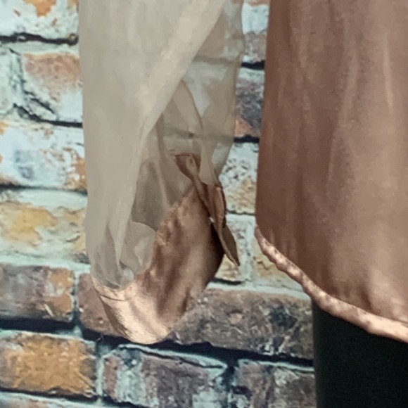 Laura & Jayne Petite gold sheer blouse Size 12 - Picture 3 of 7